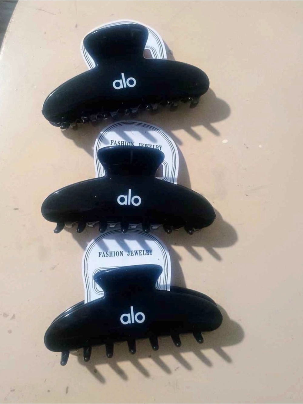 ALO Yoga Black Hair Claw Clips - 3 Pack